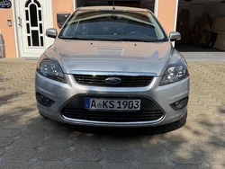 Silber Gebraucht 2010 Ford Focus Limousine | 2.600 € (Guter Preis)