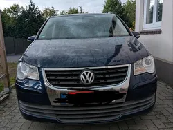 Blau Gebraucht 2010 VW Touran Van / Kleinbus | 3.000 € (Superpreis)