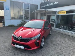 Rot Gebraucht 2024 Renault Clio V Evolution Kleinwagen | 17.900 € (Fairer Preis)