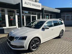 Weiß Gebraucht 2018 Skoda Octavia Style Kombi | 14.990 € (Fairer Preis)