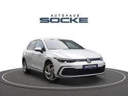 Weiß Gebraucht 2021 VW Golf VIII GTE Limousine | 24.985 € (Fairer Preis)
