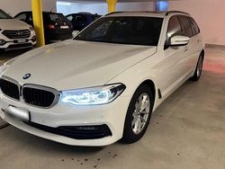 Weiß Gebraucht 2017 BMW 530 Efficient Dynamics Kombi | 20.250 € (Fairer Preis)