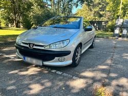 Silber Gebraucht 2015 Peugeot 206 CC Cabrio | 2.650 €