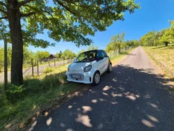 Weiß Gebraucht 2021 Smart ForTwo Electric Drive Coupé | 7.999 € (Guter Preis)
