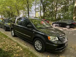 Grau Gebraucht 2012 Lancia Voyager Platinum Van / Kleinbus | 11.790 € (Etwas zu teuer)