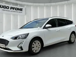 Weiß Gebraucht 2021 Ford Focus Titanium Kombi | 15.290 € (Fairer Preis)