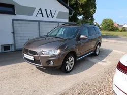 Schwarz Gebraucht 2013 Mitsubishi Outlander Invite SUV | 4.850 € (Superpreis)