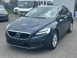 Blau Gebraucht 2019 Volvo V40 Kombi | 14.690 € (Guter Preis)