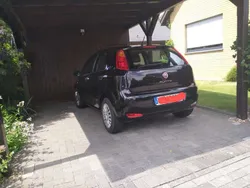 Schwarz Gebraucht 2017 Fiat Punto Basis Kleinwagen | 5.600 € (Fairer Preis)