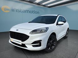 Weiß Gebraucht 2022 Ford Kuga SUV | 26.749 € (Etwas zu teuer)