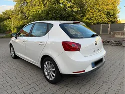 Weiß Gebraucht 2010 Seat Ibiza Kleinwagen | 4.199 € (Guter Preis)
