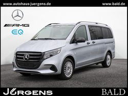 Silber hightechsilber metallic Gebraucht 2024 Mercedes Vito Van / Kleinbus | 49.740 €