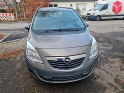 Braun Gebraucht 2010 Opel Meriva Selection Van / Kleinbus | 2.500 € (Guter Preis)