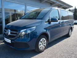 Stahlblau Gebraucht 2021 Mercedes V220 Van / Kleinbus | 31.990 € (Superpreis)