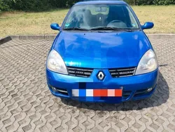 Blau Gebraucht 2006 Renault Clio II Campus Kleinwagen | 1.550 €