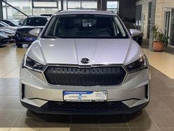 Silber Gebraucht 2022 Skoda Enyaq iV Loft SUV | 25.500 € (Guter Preis)
