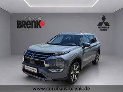 Mondsteingrau Neu 2025 Mitsubishi Outlander P-HEV Intro Edition SUV | 52.750 € (Fairer Preis)
