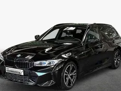 Saphirschwarz metallic Gebraucht 2024 BMW 318 Performance Kombi | 40.890 € (Teuer)