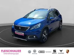Blau Gebraucht 2019 Peugeot 2008 Allure SUV | 13.390 € (Fairer Preis)