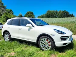 Weiß Gebraucht 2010 Porsche Cayenne Turbo SUV | 29.599 € (Fairer Preis)