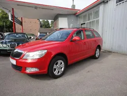Rot Gebraucht 2011 Skoda Octavia Impuls Edition Kombi | 9.999 € (Guter Preis)