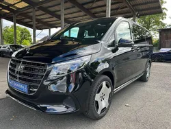 Obsidianschwarz Neu 2025 Mercedes V300 Exclusive Van / Kleinbus | 113.000 €