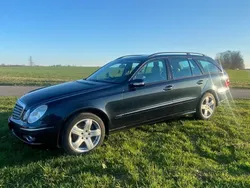 Blau Gebraucht 2004 Mercedes E200 Avantgarde Limousine | 3.200 € (Fairer Preis)