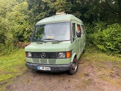 Grün Gebraucht 1977 Mercedes T1 Van | 9.200 €