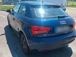 Blau Gebraucht 2011 Audi A1 Kleinwagen | 4.450 € (Fairer Preis)