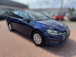 Blau metallic Gebraucht 2019 VW Golf VII Trendline | 15.380 € (Fairer Preis)