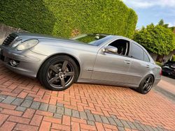 Grau Gebraucht 2007 Mercedes E320 Avantgarde Limousine | 3.859 € (Guter Preis)