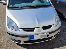 Grau Gebraucht 2006 Mitsubishi Colt Van / Kleinbus | 2.450 € (Fairer Preis)