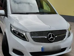 Weiß Gebraucht 2016 Mercedes V250 Van / Kleinbus | 35.500 €