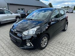 Schwarz Gebraucht 2016 Hyundai i10 YES! Kleinwagen | 6.800 € (Fairer Preis)