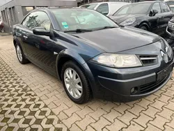 Grau Gebraucht 2009 Renault Mégane Cabriolet Exception Cabrio | 2.250 € (Fairer Preis)