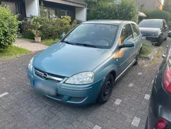 Blau Gebraucht 2006 Opel Corsa Kleinwagen | 945 € (Guter Preis)