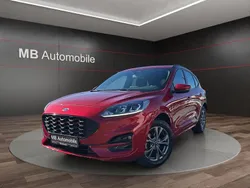 Rot Gebraucht 2021 Ford Kuga ST-Line SUV | 21.490 € (Guter Preis)