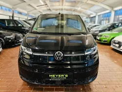 Deep black perleffekt Gebraucht 2022 VW T7 Life Van | 41.900 €