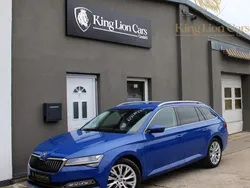 Blau Gebraucht 2019 Skoda Superb Premium Edition Kombi | 21.480 € (Guter Preis)