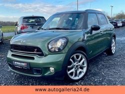 Grün Gebraucht 2016 Mini Cooper SD Countryman Sport SUV | 7.800 € (Superpreis)