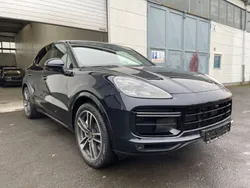 Blau Gebraucht 2021 Porsche Cayenne Turbo SUV | 58.000 €