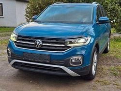 Blau Gebraucht 2021 VW T-Cross Style SUV | 14.250 €