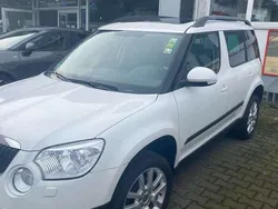 Candyweiss Gebraucht 2011 Skoda Yeti Plus Edition SUV | 9.300 € (Teuer)
