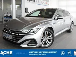 Polsterfarbe: schwarz Gebraucht 2022 VW Arteon R-line Limousine | 33.244 € (Superpreis)