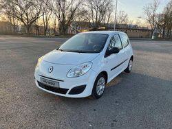 Weiß Gebraucht 2009 Renault Twingo Authentique Kleinwagen | 1.990 € (Fairer Preis)