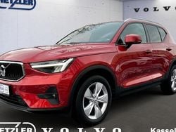 Fusion red / metallic Gebraucht 2022 Volvo XC40 Core SUV | 28.850 € (Guter Preis)