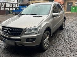 Silber Gebraucht 2007 Mercedes ML320 SUV | 4.500 € (Superpreis)