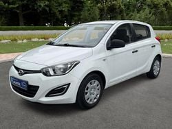 Weiß Gebraucht 2014 Hyundai i20 Edition Limousine | 4.600 € (Guter Preis)