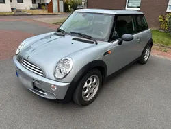 Silber Gebraucht 2004 Mini Cooper Kleinwagen | 4.400 € (Fairer Preis)