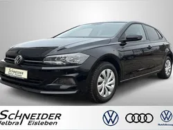 Deep black perleffekt (metallic) Gebraucht 2021 VW Polo Comfortline Limousine | 18.460 € (Fairer Preis)